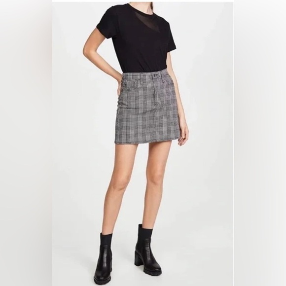 American Eagle Outfitters Dresses & Skirts - American Eagle Plaid Hi Rise Mini Skirt